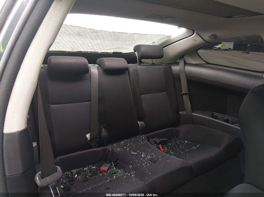 2010 SCION TC · Фото 8