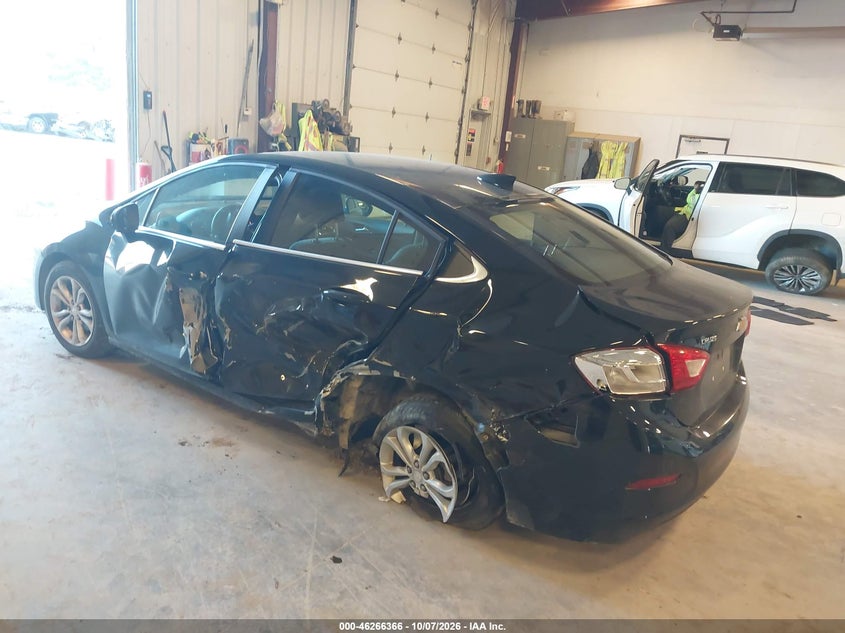 Vin: 1g1be5sm0k7142732, lot: 46766445, chevrolet cruze lt 20193