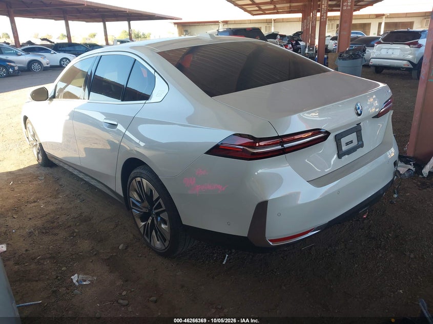 Vin: wba43fj08rcr61898, lot: 46766448, bmw 530i 20243