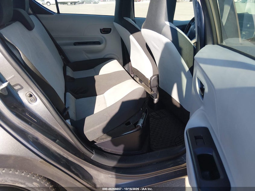 TOYOTA PRIUS C