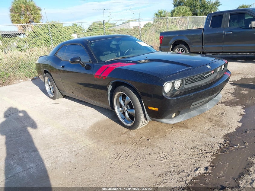 Vin: 2b3cj5dt3ah261908, lot: 46766854, dodge challenger r/t 20101
