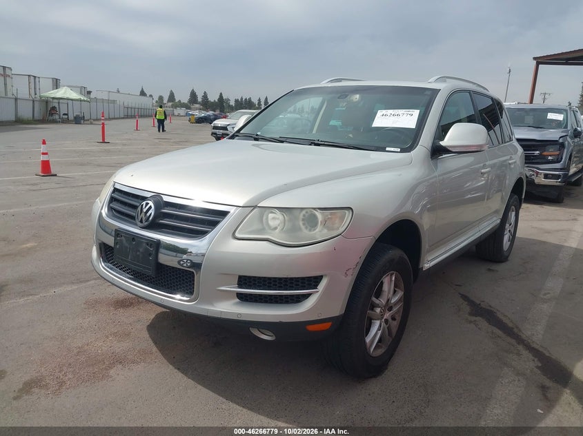 2009 VOLKSWAGEN TOUAREG 2 VR6 FSI · Фото 6