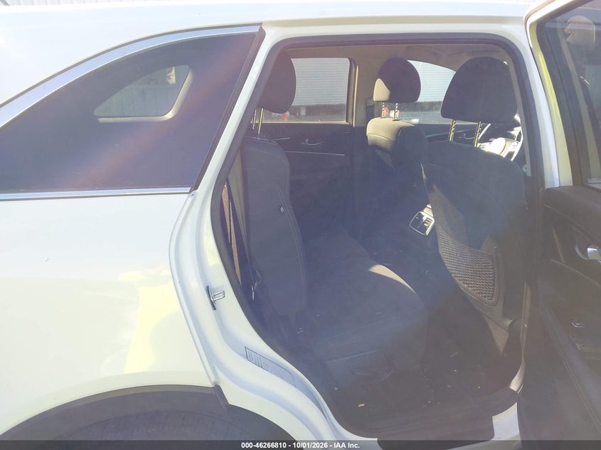 KIA SORENTO 2019 VIN 5XYPGDA50KG452071