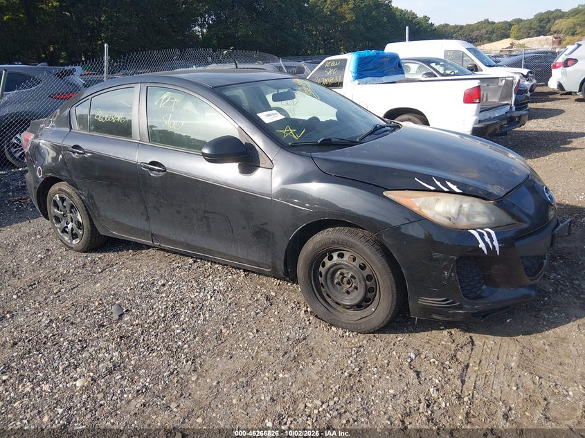 Vin: jm1bl1tg5d1730825, lot: 46766905, mazda mazda3 i sv 2013 img_1