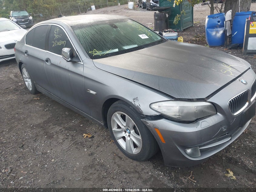 Vin: wbafr1c55bc744625, lot: 46766912, bmw 528i 2011 img_1