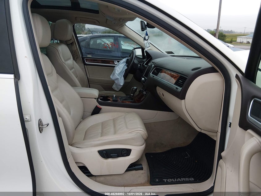VOLKSWAGEN TOUAREG 2012 VIN WVGFF9BP1CD003084