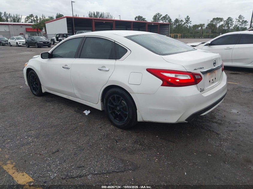 Vin: 1n4al3ap8hn319563, lot: 46767218, nissan altima 2.5 s 20173