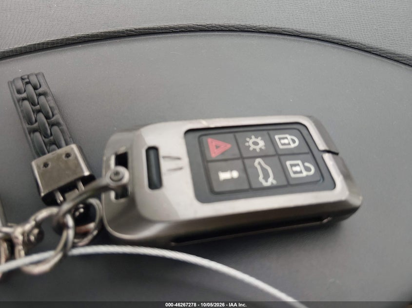 2014 VOLVO XC60 3.2 · Photo 11