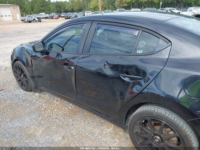 MAZDA MAZDA3 - zdjęcie 18