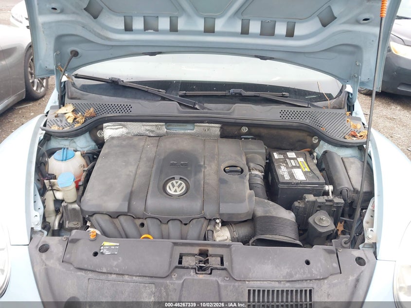 2012 VOLKSWAGEN BEETLE 2.5L · Фото 10