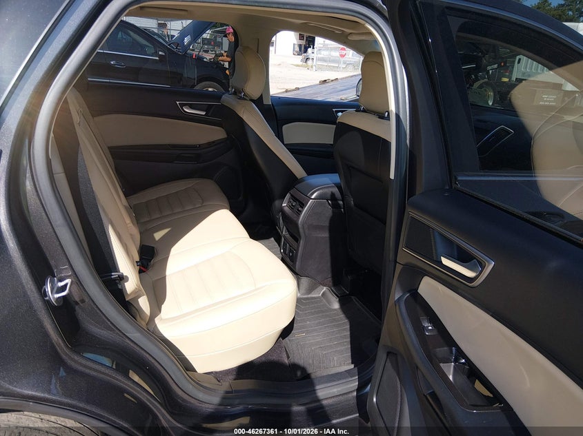 2016 FORD EDGE auction photo 8