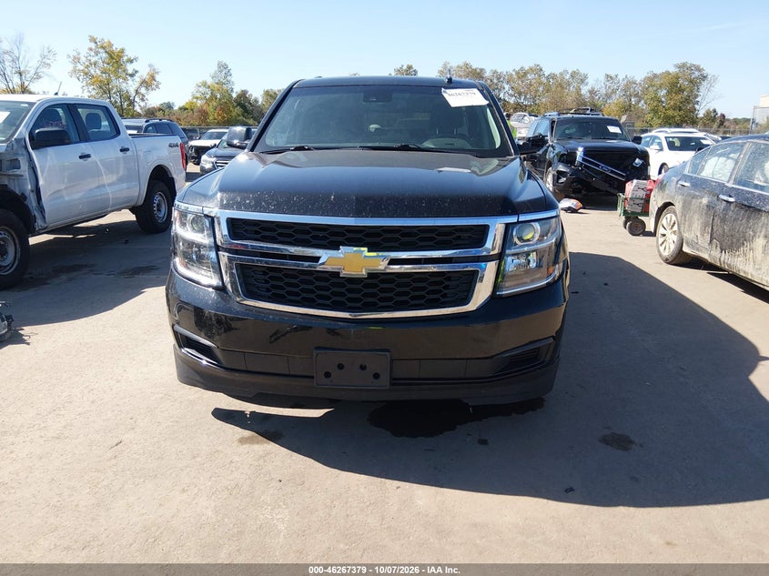 CHEVROLET SUBURBAN - zdjęcie 13