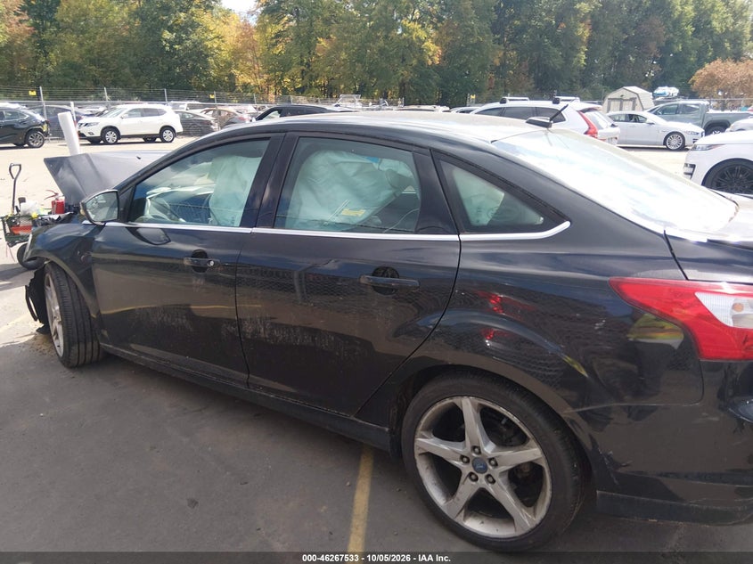 FORD FOCUS 2013 VIN 1FADP3J22DL215551