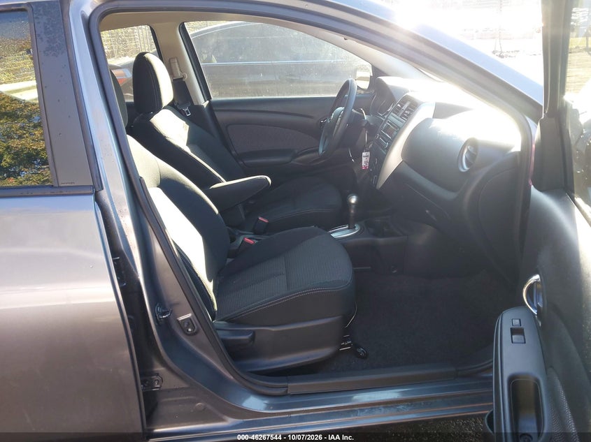 2016 NISSAN VERSA 1.6 SV · Фото 5
