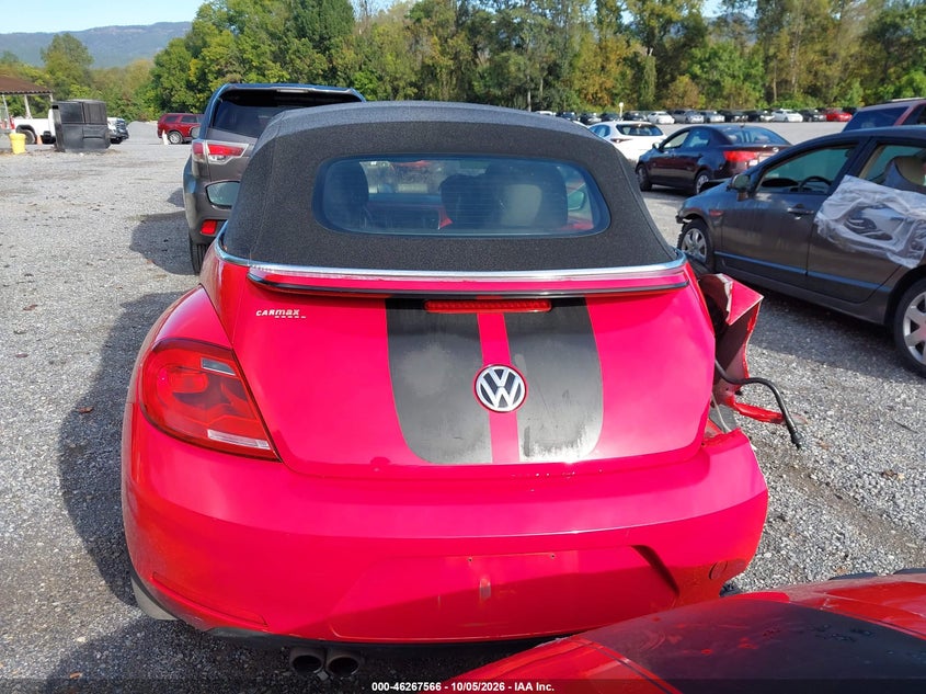 2013 VOLKSWAGEN BEETLE 2.5L · Фото 17