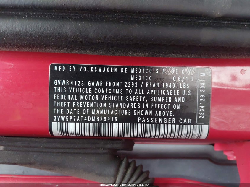 2013 VOLKSWAGEN BEETLE 2.5L · Фото 9