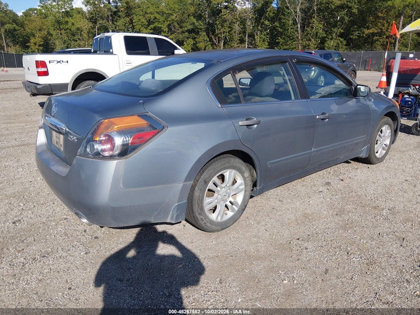 Фото 4 - NISSAN ALTIMA