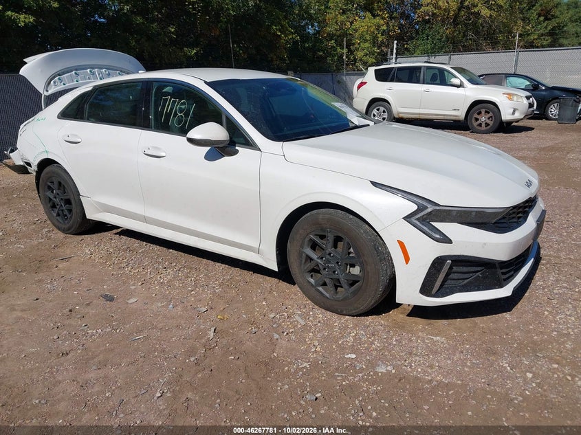 Vin: knag24j72s5268756, lot: 46767875, kia k5 lxs 2025 img_1