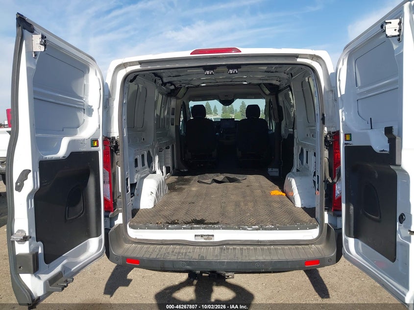Фото 19 - FORD TRANSIT-250
