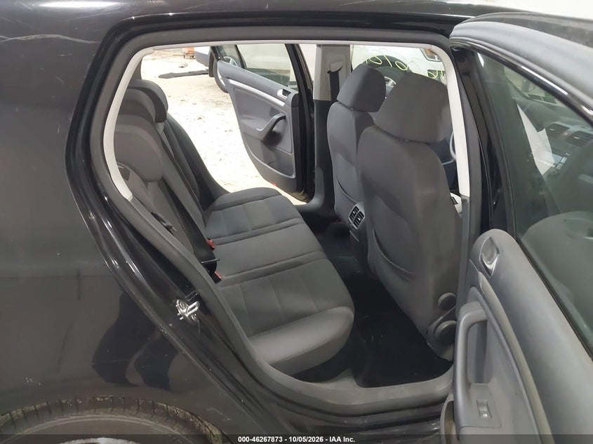 VOLKSWAGEN RABBIT 2009 VIN WVWDB71K89W118408