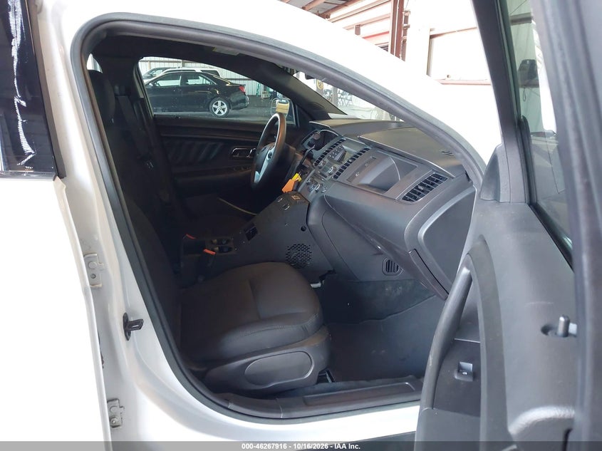 FORD POLICE INTERCEPTOR 2017 VIN 1FAHP2L96HG103890