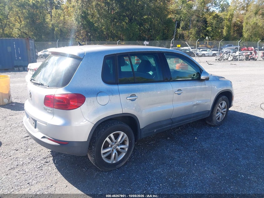 Vin: wvgbv7ax2cw568634, lot: 46768045, volkswagen tiguan s 20124