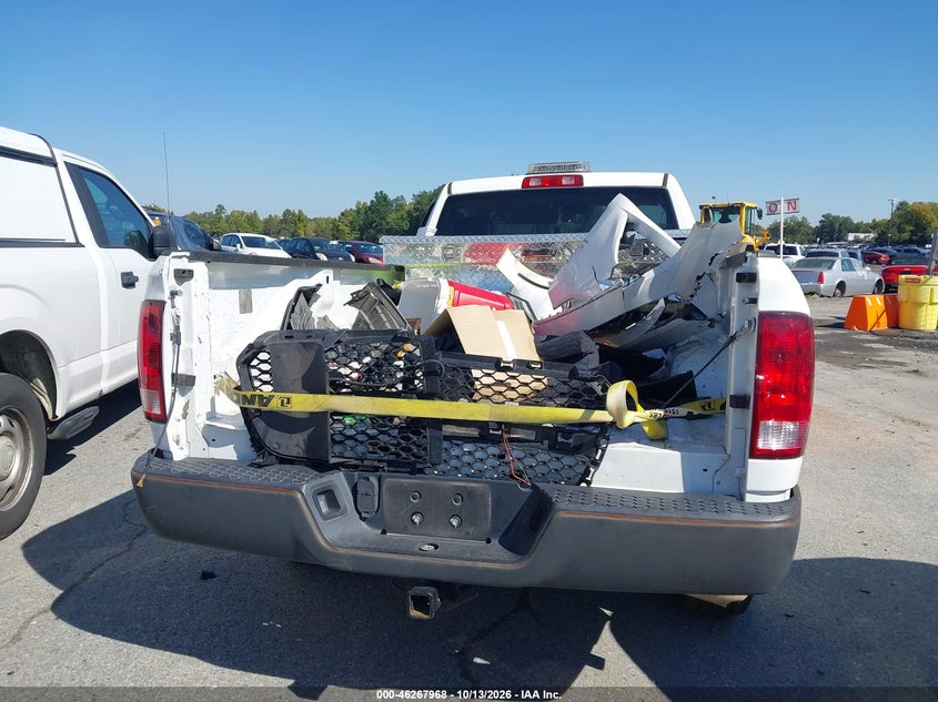 2023 RAM 1500 CLASSIC TRADESMAN 4X2 8' BOX · Фото 17