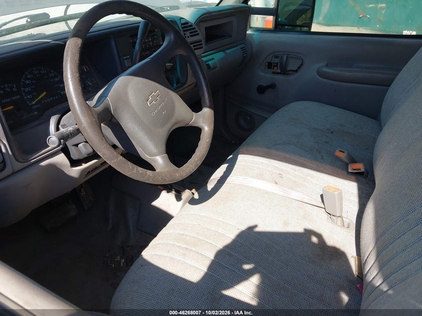 CHEVROLET K3500 2000 VIN 1GCHK34J4YR206706