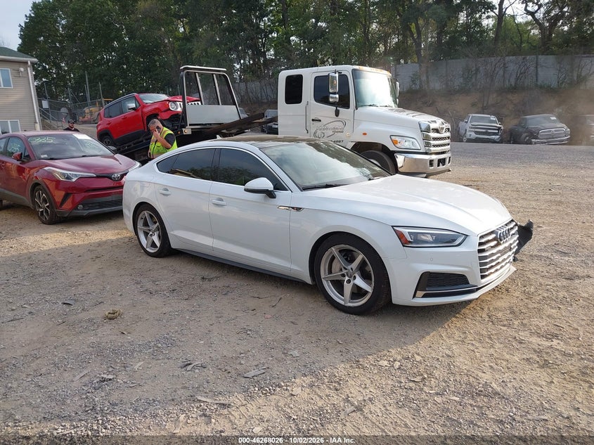 Vin: wauencf56ja136251, lot: 46768121, audi a5 2.0t premium 2018 img_1