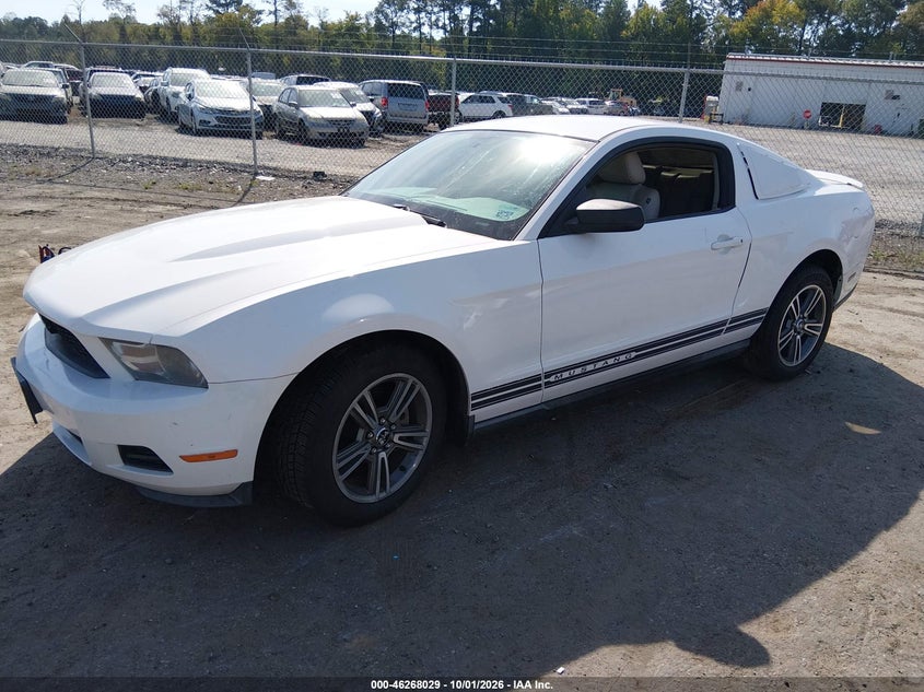 Фото 2 - FORD MUSTANG
