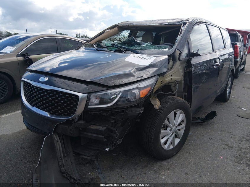 Vin: kndmb5c16j6379176, lot: 46768126, kia sedona lx 20182