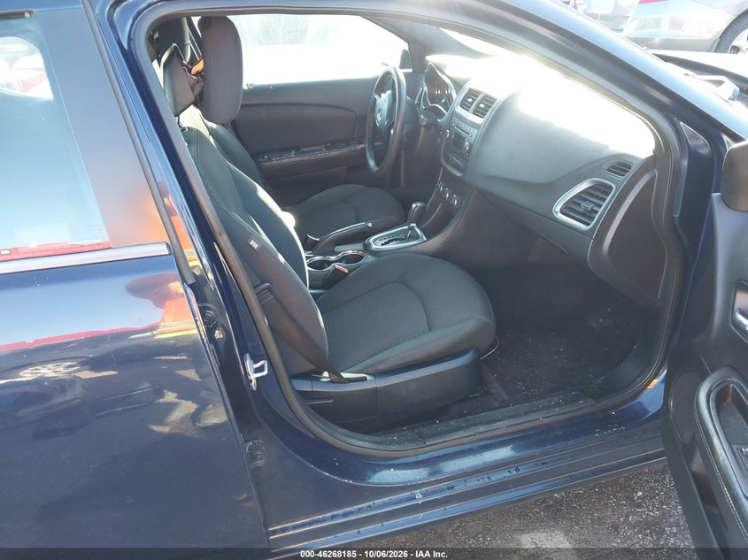 2013 DODGE AVENGER SE · Фото 5