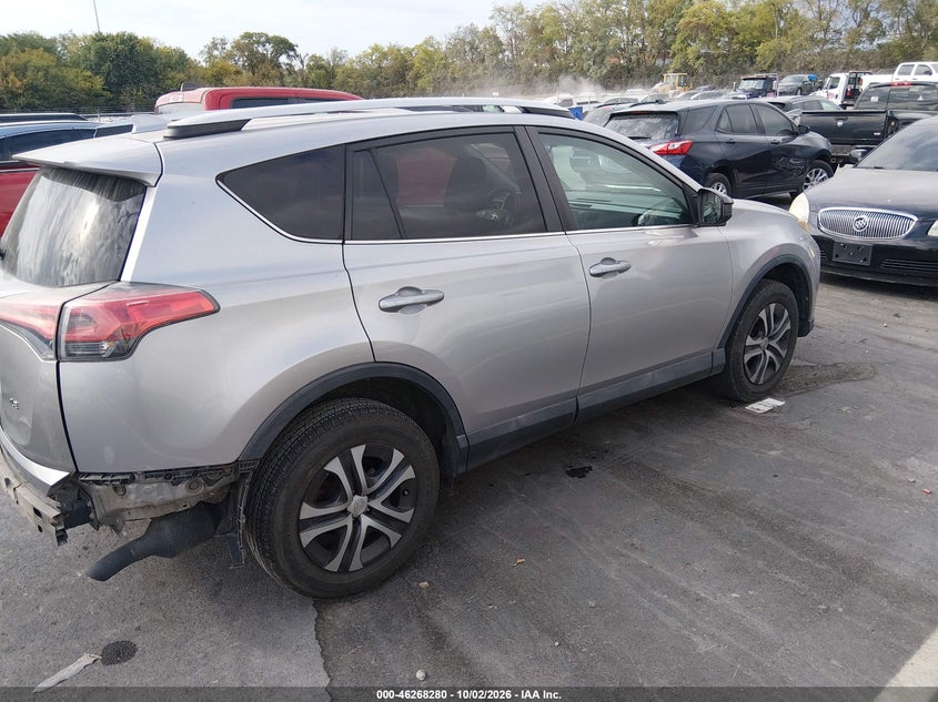 TOYOTA RAV4 - zdjęcie 14