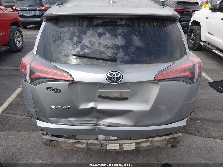TOYOTA RAV4 - zdjęcie 17