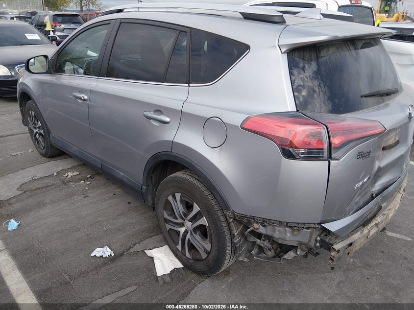 TOYOTA RAV4 - zdjęcie 3