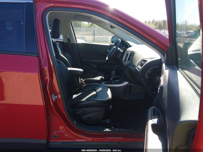 JEEP COMPASS 2019 VIN 3C4NJDBB6KT689332