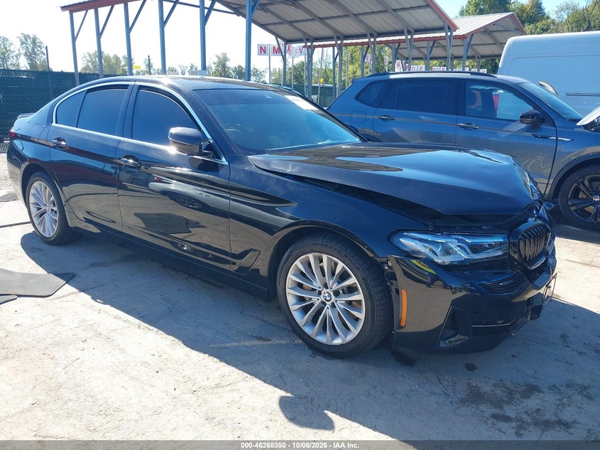 Vin: wba53bh07ncj86006, lot: 46768444, bmw 530 i 2022 img_1