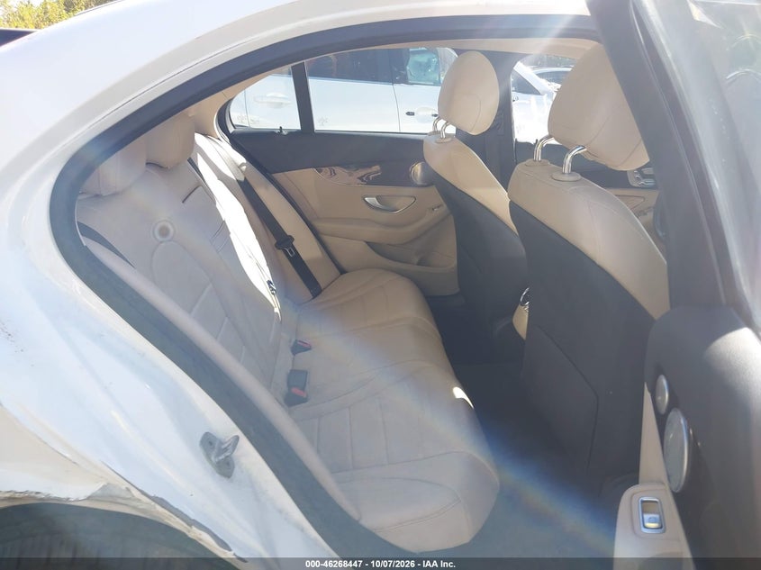 MERCEDES-BENZ C 300 - zdjęcie 8