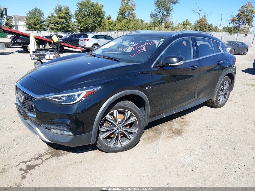 Vin: sjkch5cr2ja003021, lot: 46768551, infiniti qx30 essential 20182