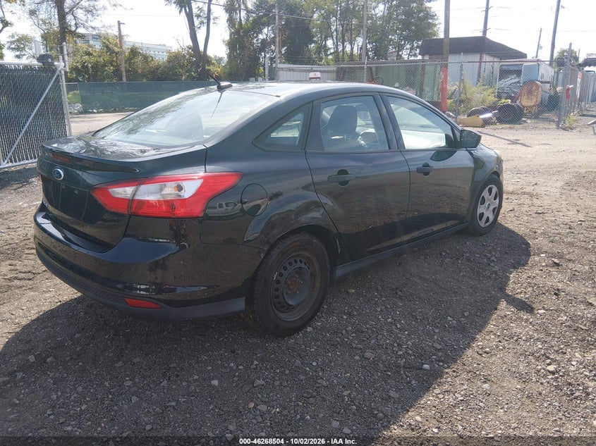 Vin: 1fadp3e22dl132888, lot: 46768598, ford focus s 20134