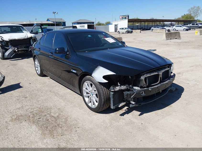 Vin: wbaxg5c53cdx02032, lot: 46768690, bmw 528i 2012 img_1