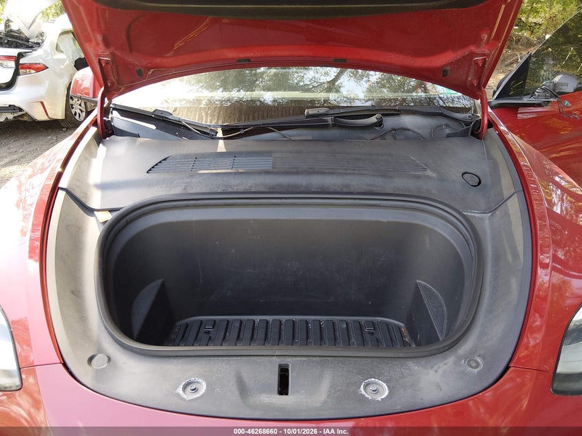 TESLA MODEL Y - zdjęcie 10