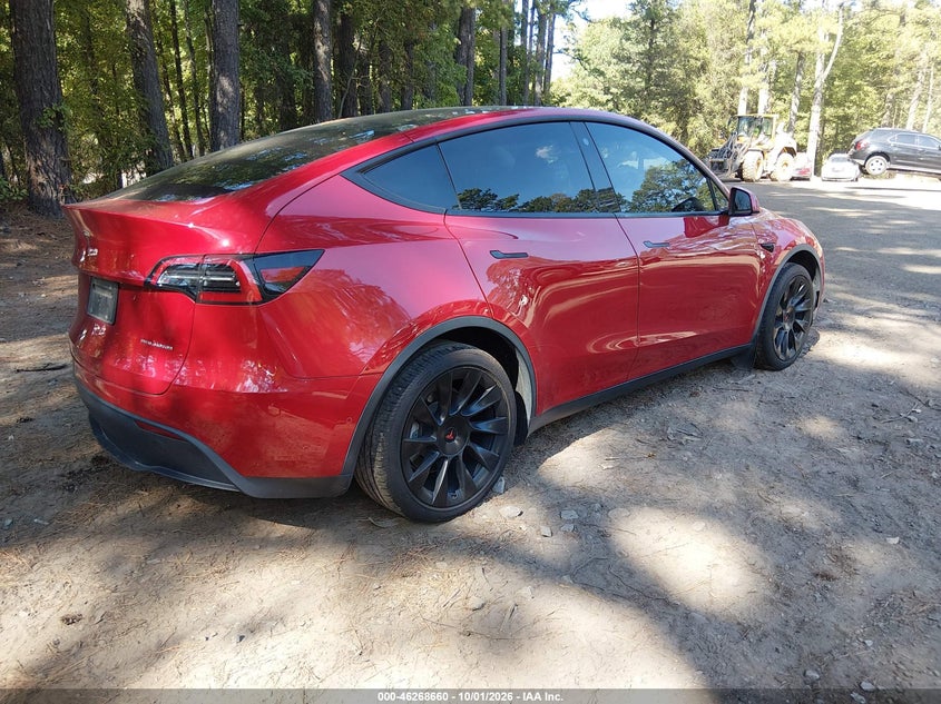 TESLA MODEL Y - zdjęcie 4