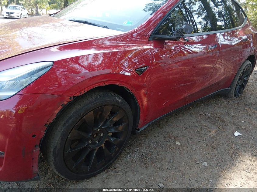 TESLA MODEL Y - zdjęcie 6
