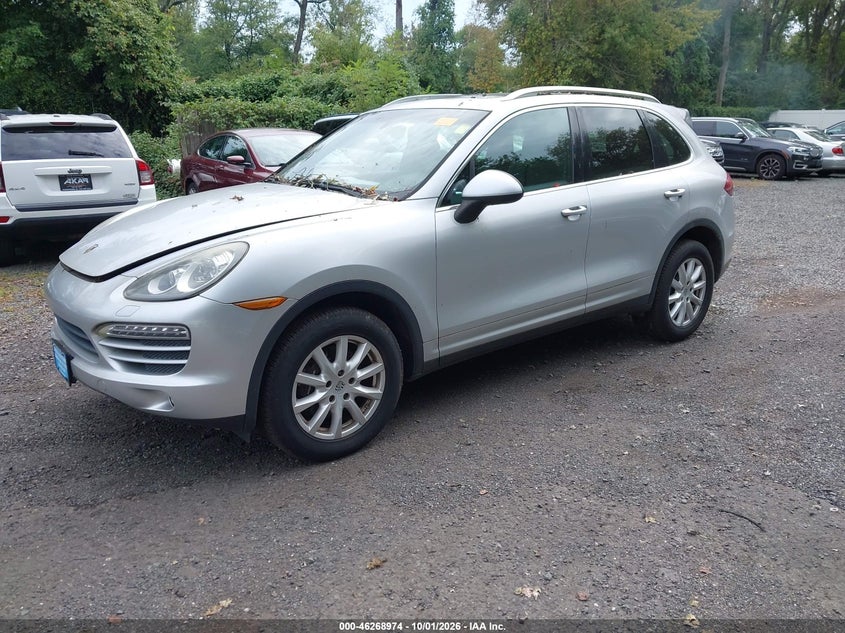 2012 Porsche Cayenne, Left & Right Side, IAAI, VIN WP1AA2A24CLA10156 — photo 2