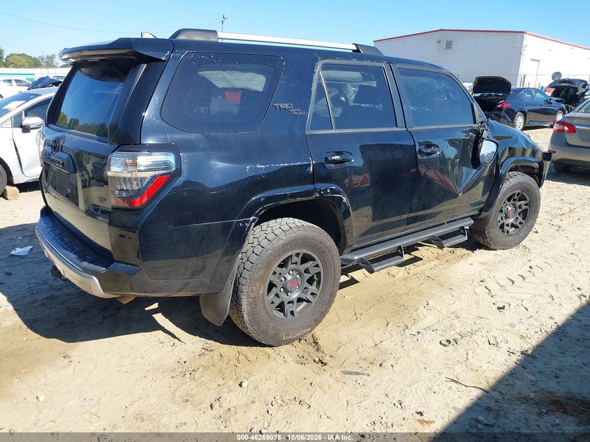 Vin: jtebu5jr5j5532786, lot: 46769132, toyota 4runner trd off road premium 20184