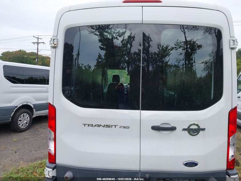 2015 FORD TRANSIT-250 · Photo 16