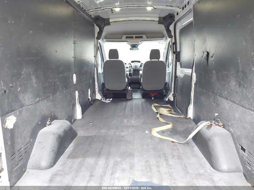 2015 FORD TRANSIT-250 · Photo 17