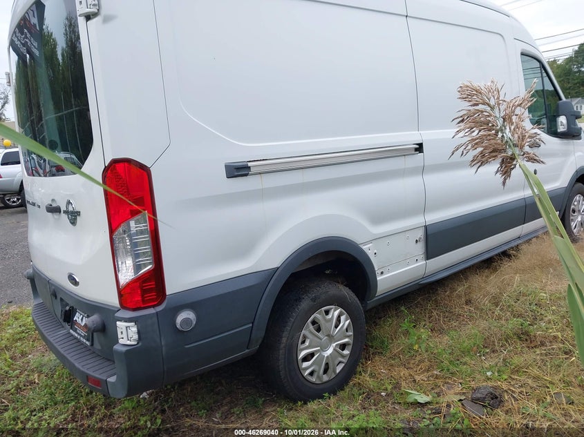 2015 FORD TRANSIT-250 · Photo 4
