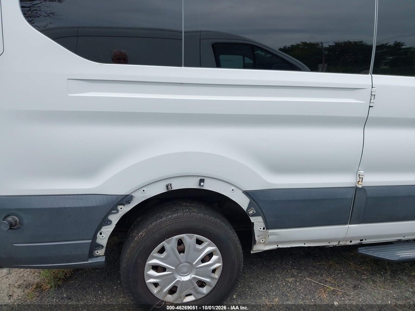 2015 FORD TRANSIT-350 XLT · Фото 13